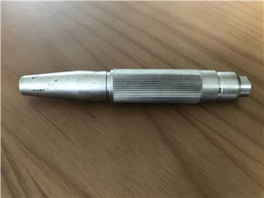 ¿Qué materiales se pueden utilizar para las piezas de tor...